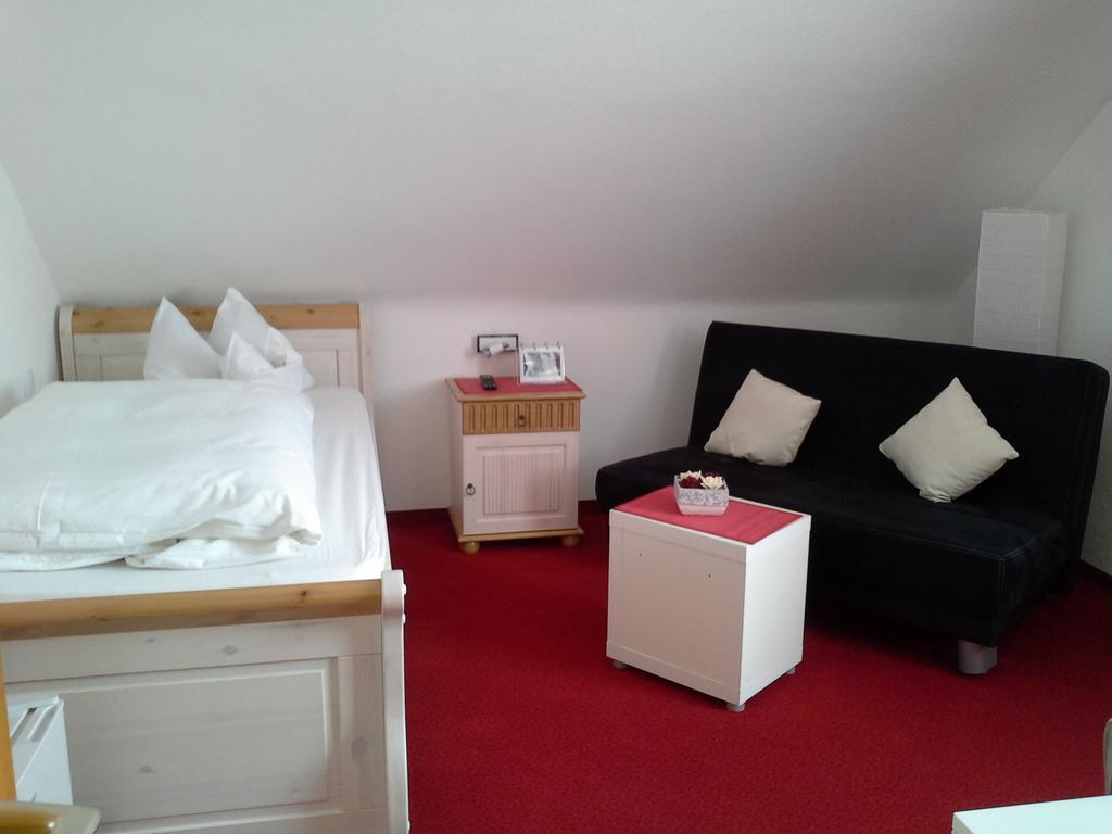 Hotel Haus Mariandl Düsseldorf Pokój zdjęcie